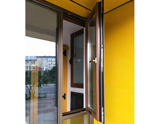 系統斷橋隔熱窗